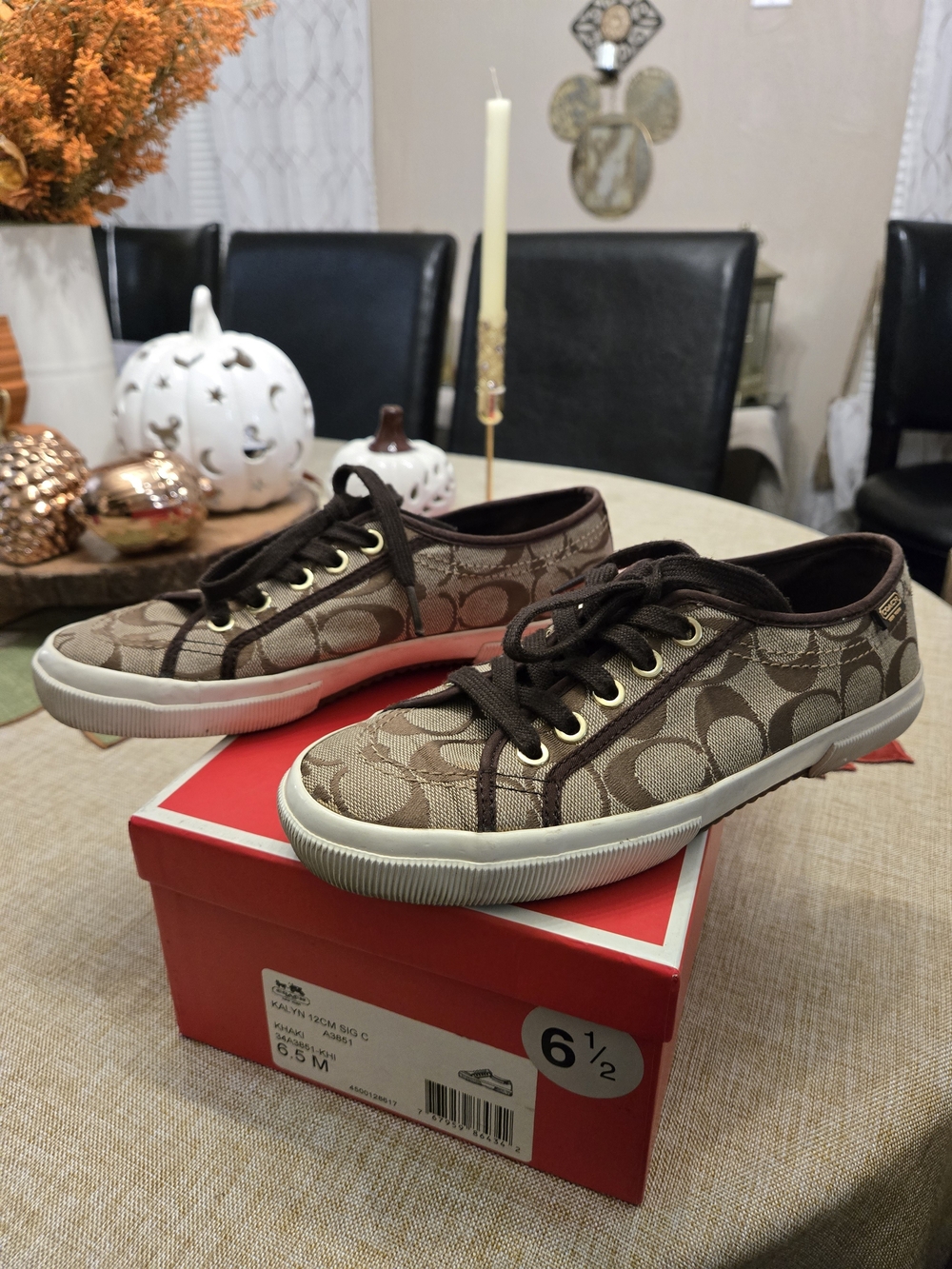 Coach Women’s Brown Signature Canvas Sneakers 6.5M